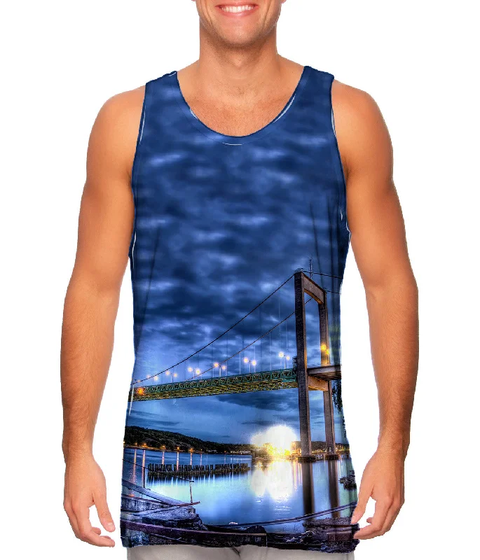 Tank-Top-Checked-Alvsborgsbron Bridge