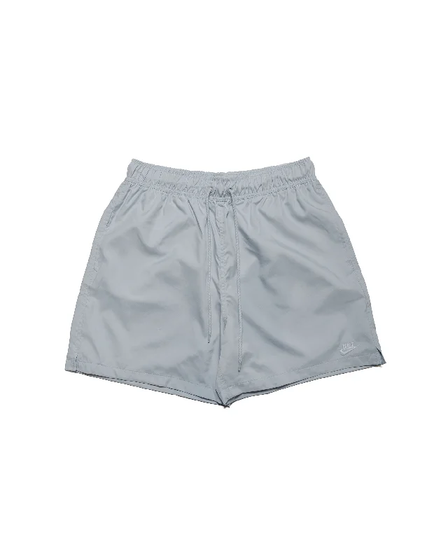 Shorts-Tactical-Nike Club Flow Short Pure Platinum/White