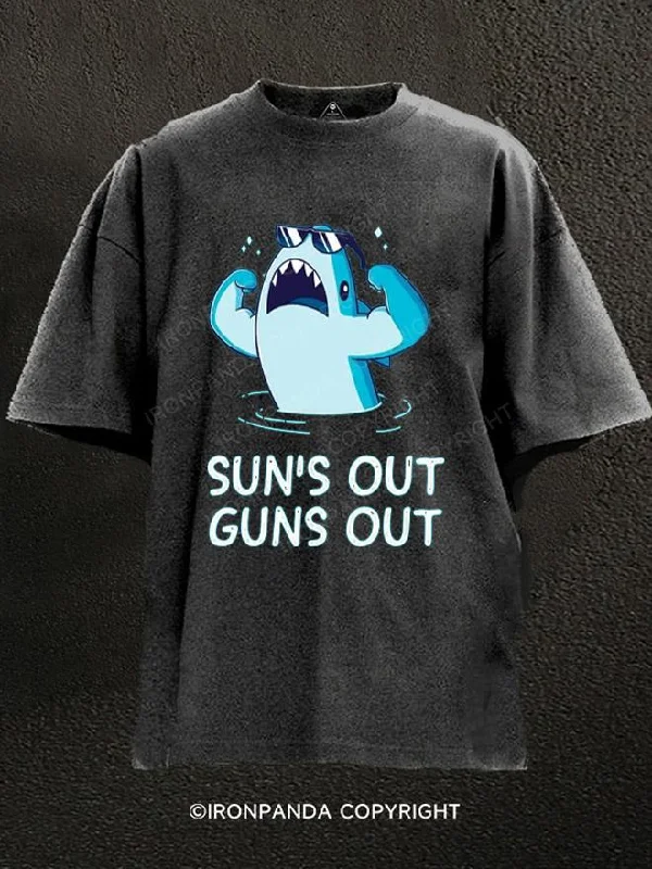 T-Shirt-Designer-SUNS OUT GUNS OUT Washed Gym Shirt