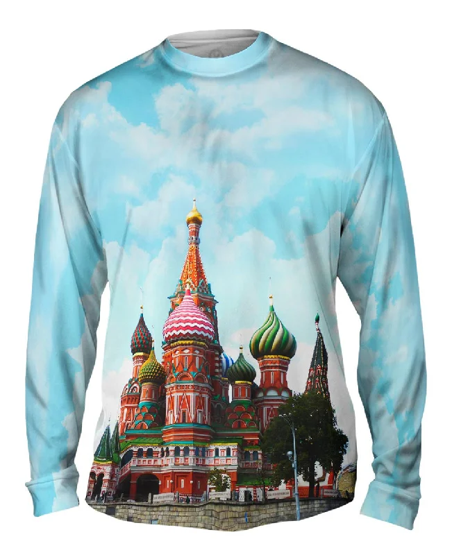 Long-Sleeve-Hiking-St Basils Cathedral Moscow