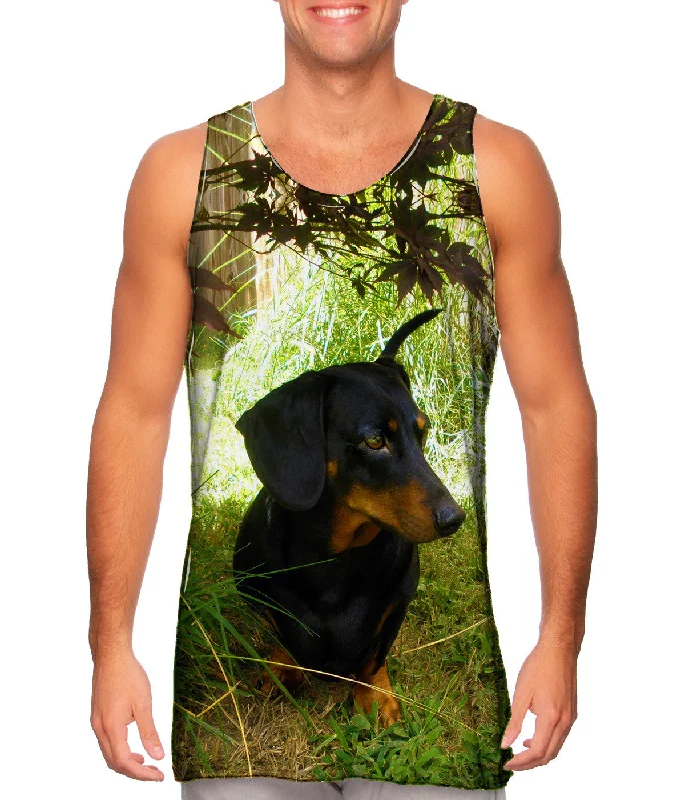 Tank-Top-Round-Neck-Black Dachshund Backyard